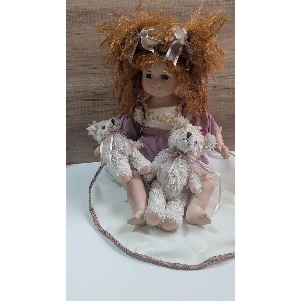 Duck House Heirloom Doll Limited Edition 1357/5000 Red Hair Porcelain Teddy Bear